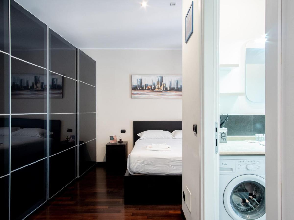 The Best Rent - Modern Duomo Apartment Milan Exterior photo
